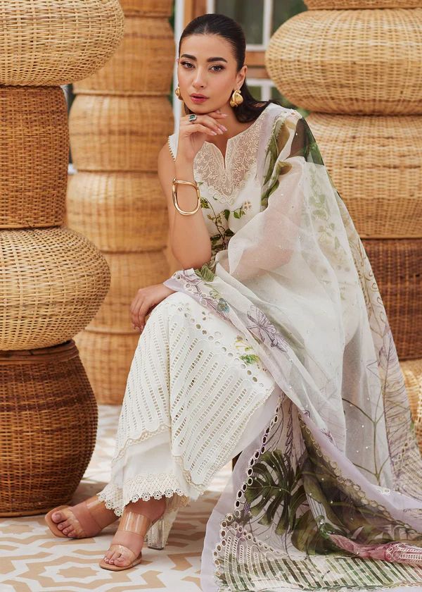 PURE LAWN SCHIFFLI EMBROIDERED SUIT WITH CHIFFON DUPATTA